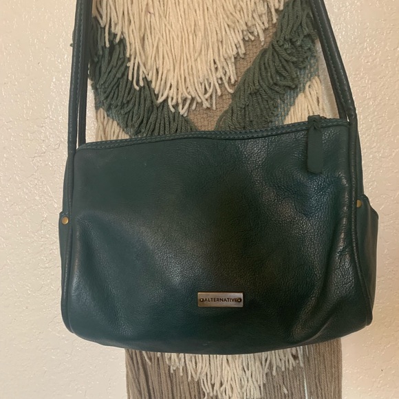 Alternative Apparel Handbags - Alternative Apparel Leather Dakota Bag